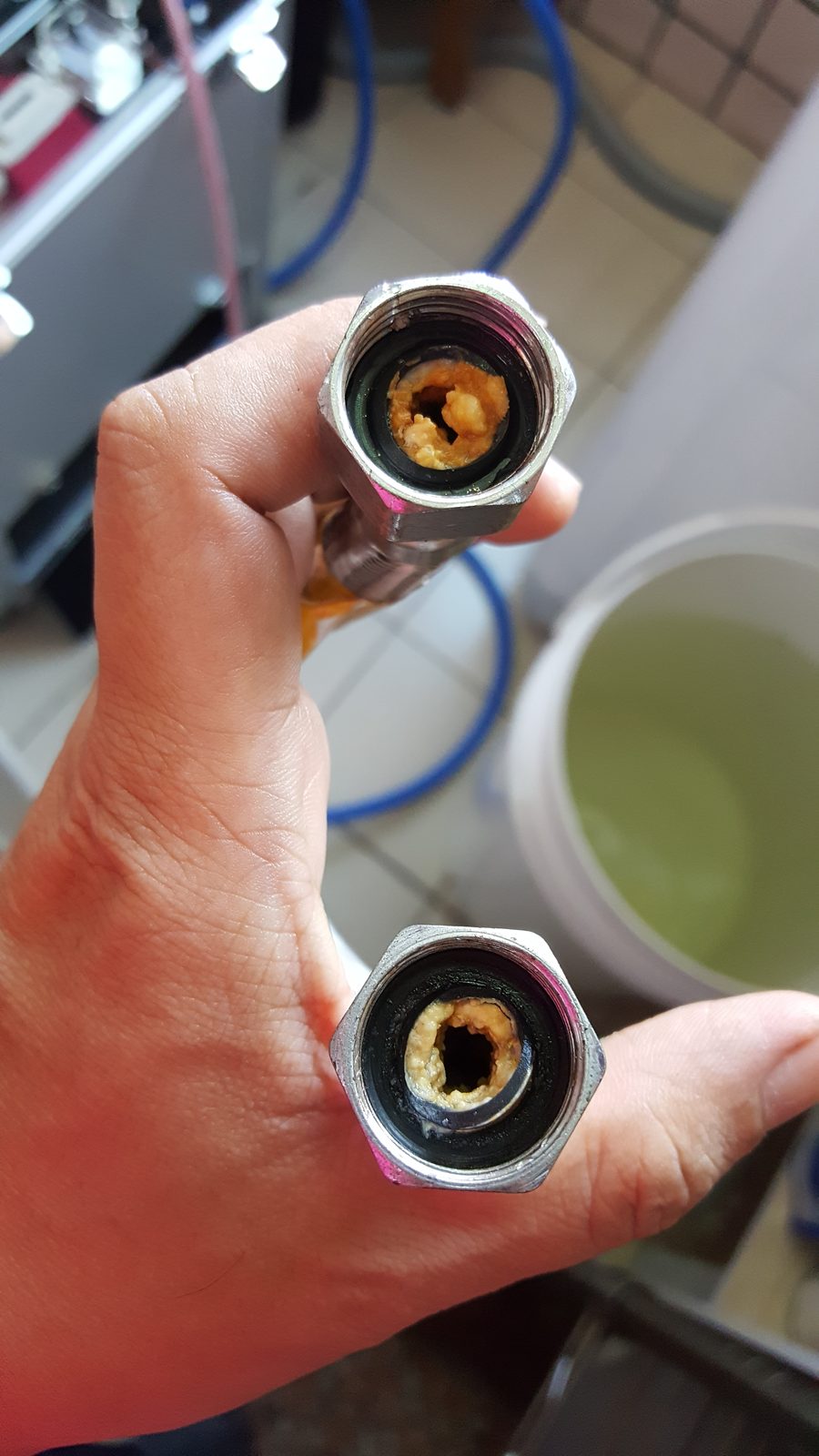 軟管接頭內部沉積物堵塞實拍