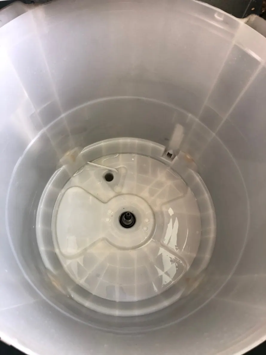 同一洗衣機外槽清潔後